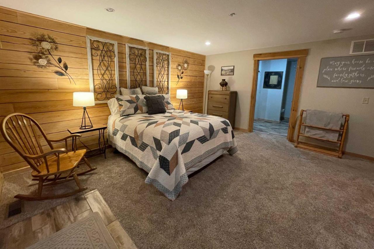 Quiet Hollister Cabin Walk To Lake Taneycomo Ngoại thất bức ảnh